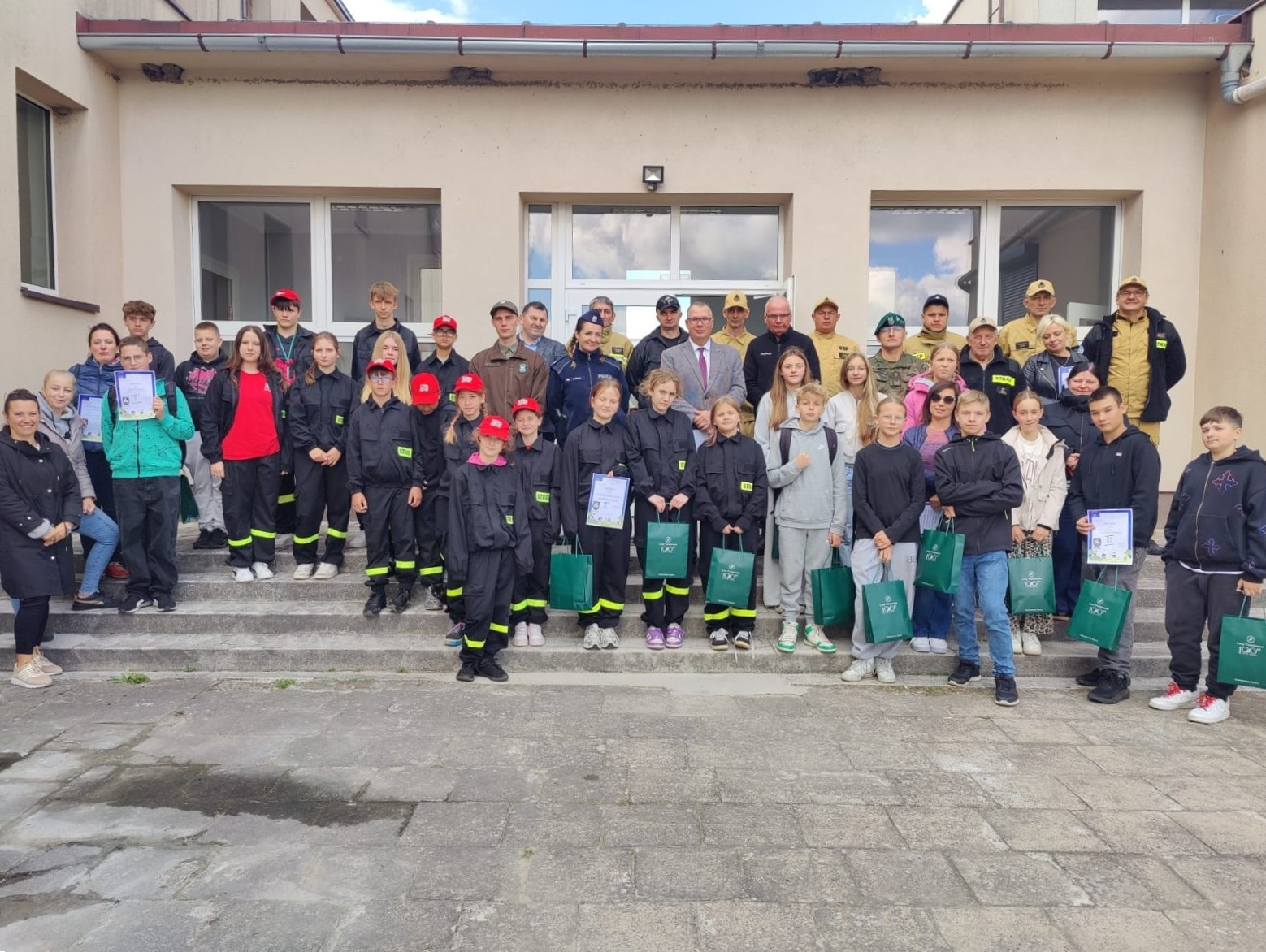 Źródło: https://spdroltowice.edupage.org/